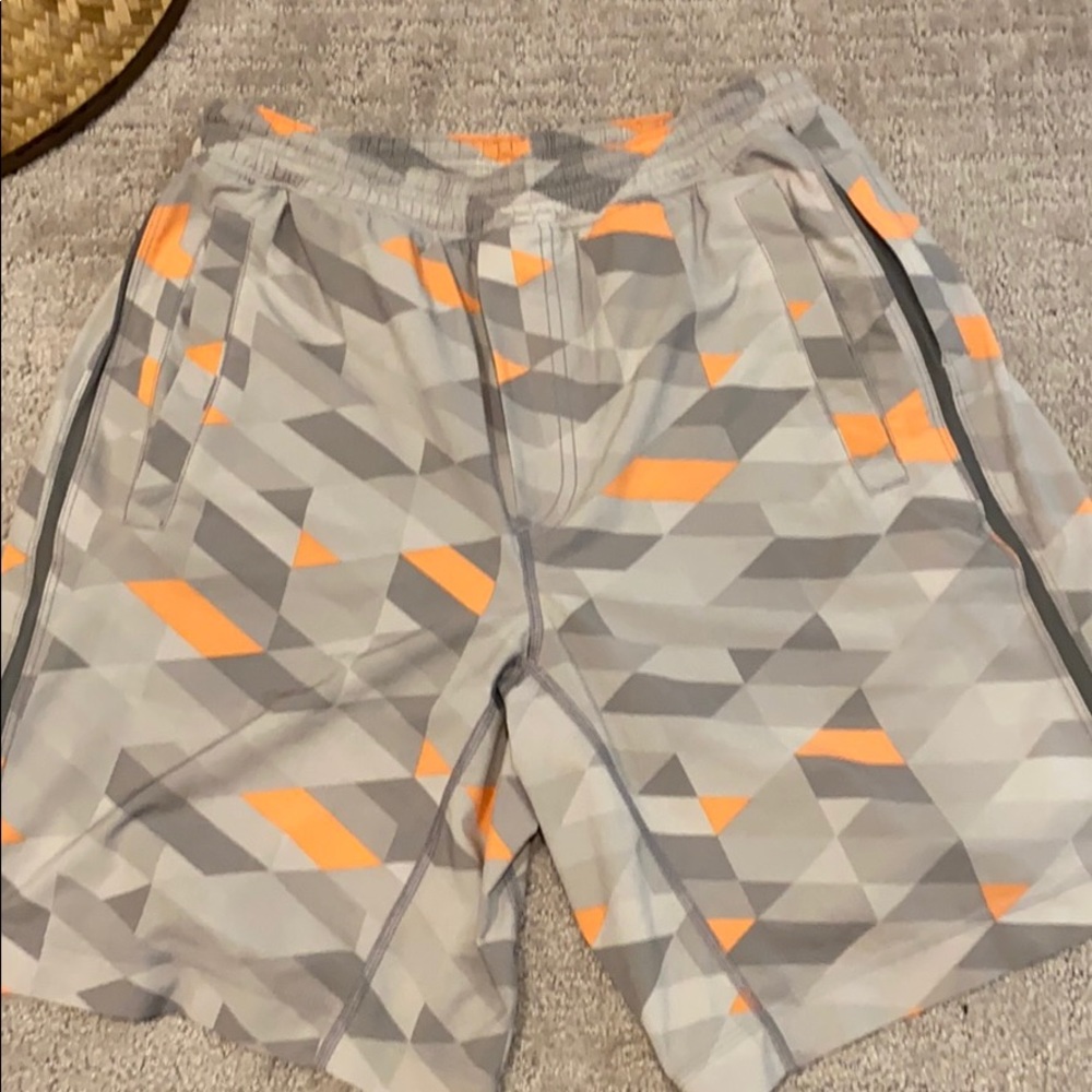 Pace Breaker Shorts. M
